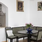 Stay-In Vienna 23